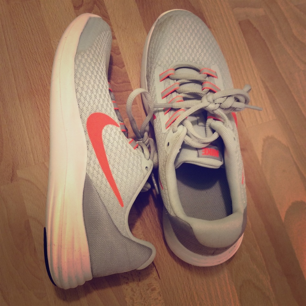 Womens nike athletic shoes